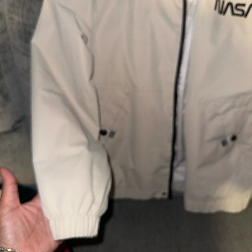 NASA Windbreaker jacket - Picture 3 of 7